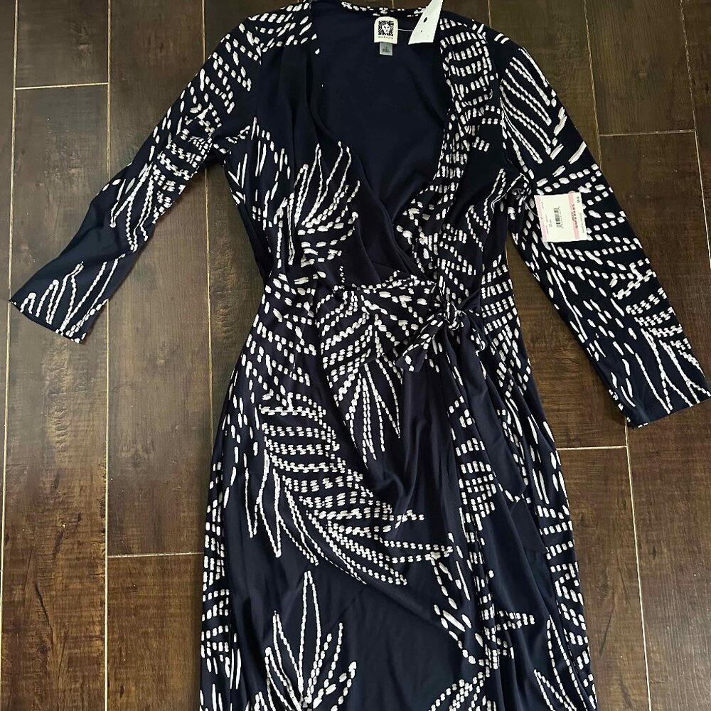 Brand New Anne Klein Beautiful Dress